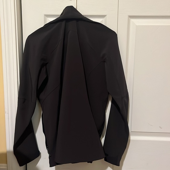 Women’s Patagonia Jacket - Picture 3 of 3